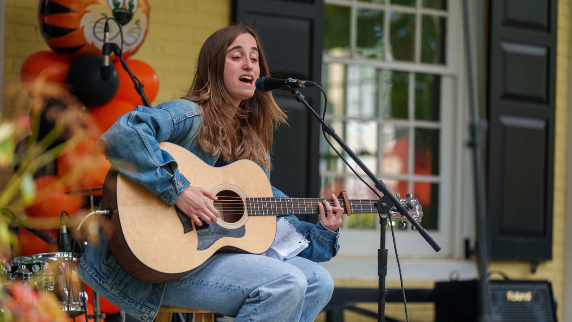 Guitarist singing