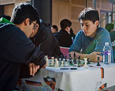 Chess pton player