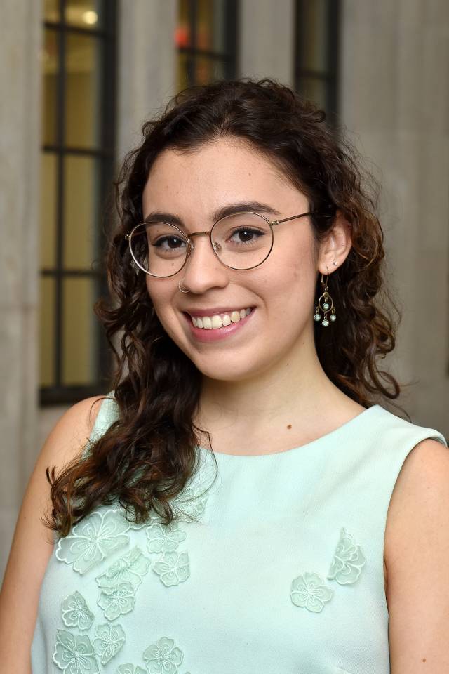 Isabel James